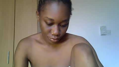 Snapshot of el_petite chatting on 12-09-24, 01:45 petite online show from 12-09-24, 01:45