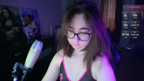 If you like it when I meow give me a thumbs up online show from 01-07-25, 10:11