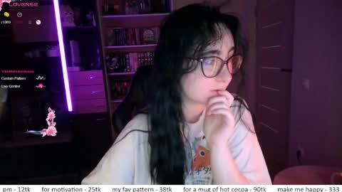 If you like it when I meow give me a thumbs up online show from 04-27-26, 09:29