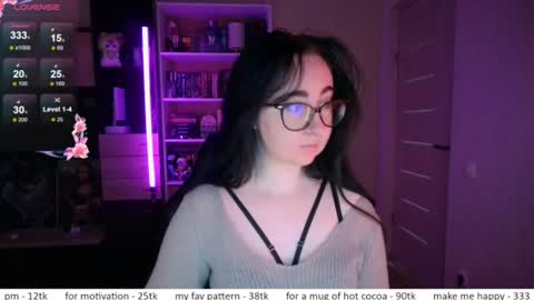 Snapshot of el_sweety chatting on 06-12-26, 10:03 If you like it when I meow give me a thumbs up online show from 06-12-26, 10:03