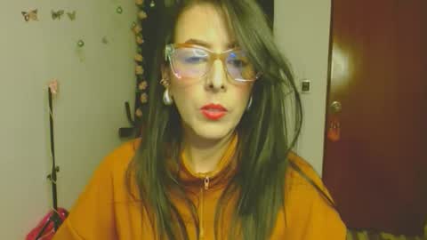 Snapshot of ela_3611 chatting on 01-19-26, 01:09 ela_3611 online show from 01-19-26, 01:09