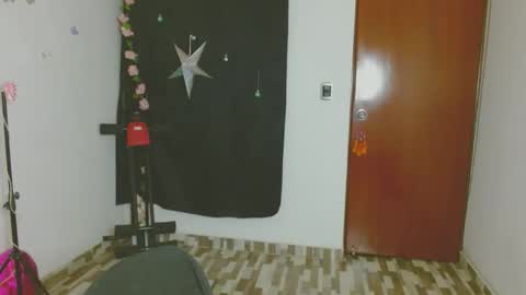 Snapshot of ela_3611 chatting on 02-09-26, 02:15 ela_3611 online show from 02-09-26, 02:15