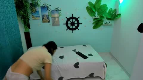 ladi online show from 11-10-25, 08:13