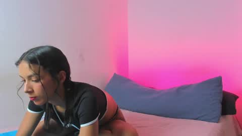 Ela33 online show from 07-06-26, 04:31