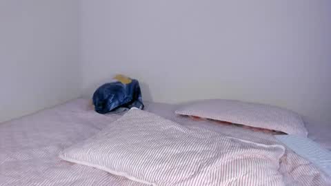 Ela  online show from 03-16-26, 05:44