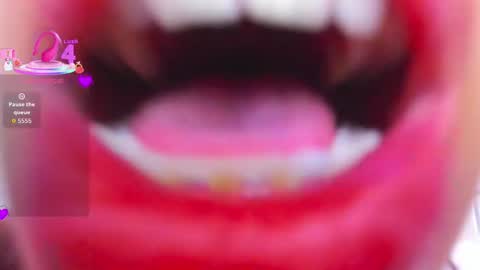 Snapshot of elana_keplerr chatting on 02-25-26, 12:59 Elana kepler online show from 02-25-26, 12:59