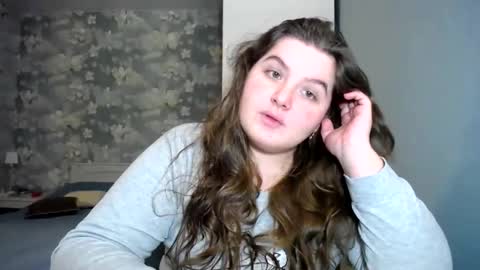 Snapshot of elanis_blair chatting on 12-22-24, 05:53 Elanis online show from 12-22-24, 05:53