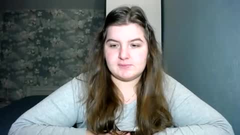 Snapshot of elanis_blair chatting on 01-14-25, 02:00 Elanis online show from 01-14-25, 02:00