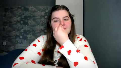 Snapshot of elanis_blair chatting on 02-04-25, 01:59 Elanis online show from 02-04-25, 01:59