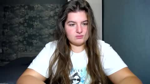 Snapshot of elanis_blair chatting on 11-21-25, 10:41 Elanis online show from 11-21-25, 10:41