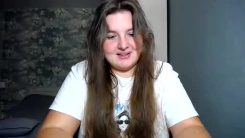 Snapshot of elanis_blair chatting on 02-06-26, 04:54 Elanis online show from 02-06-26, 04:54