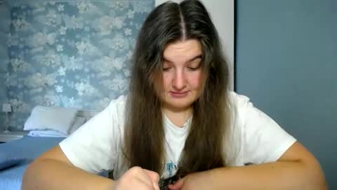 Snapshot of elanis_blair chatting on 03-14-26, 01:27 Elanis online show from 03-14-26, 01:27