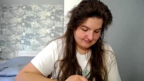 Snapshot of elanis_blair chatting on 06-09-26, 10:27 Elanis online show from 06-09-26, 10:27