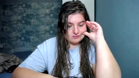 Snapshot of elanis_blair chatting on 07-11-26, 04:21 Elanis online show from 07-11-26, 04:21