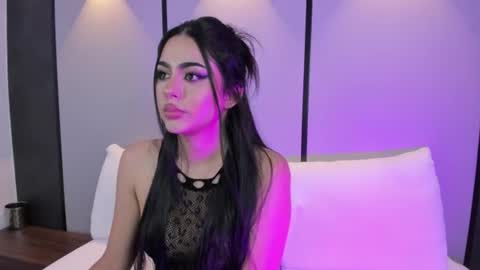 elara_bloom_ online show from 06-11-26, 03:15
