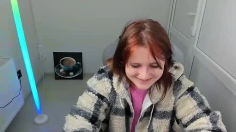 Evie online show from 05-15-26, 06:42