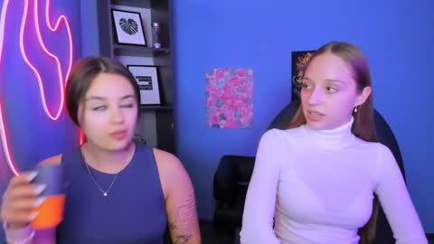 Snapshot of elara_night1 chatting on 03-17-26, 04:21 Elara online show from 03-17-26, 04:21