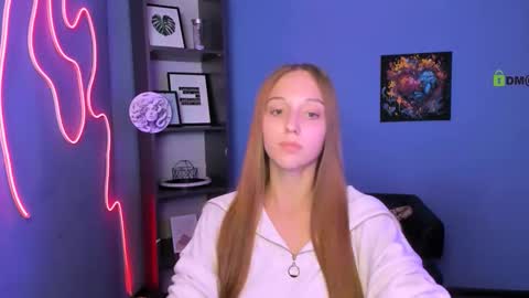 Snapshot of elara_night1 chatting on 03-20-26, 04:34 Elara online show from 03-20-26, 04:34