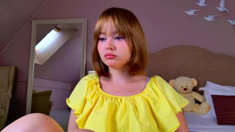 Snapshot of elaravance chatting on 06-08-26, 04:57 elaravance online show from 06-08-26, 04:57