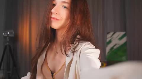 Snapshot of elbasypher chatting on 09-28-25, 01:38 Elba Blance online show from 09-28-25, 01:38