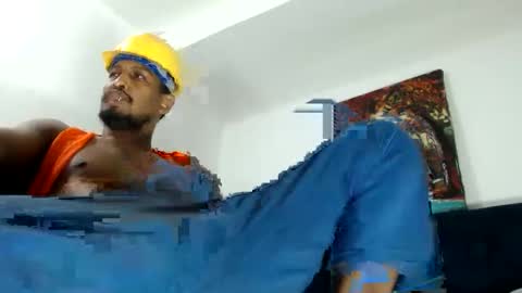 Snapshot of elcaballeroblack chatting on 06-05-26, 01:45 elcaballeroblack online show from 06-05-26, 01:45