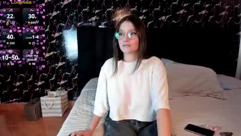 Elecktra online show from 10-15-25, 07:47