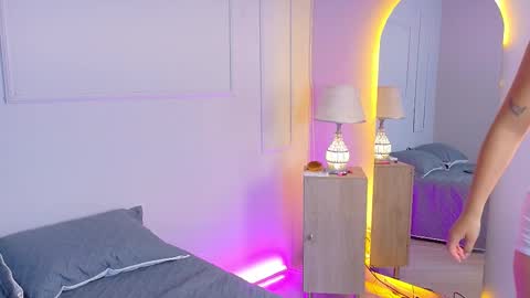 ELECTRA  online show from 12-03-25, 08:40