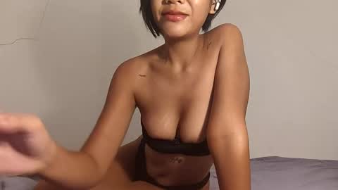 electrazee0706311 online show from 11-03-25, 06:25