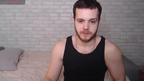 Snapshot of electric_smile chatting on 02-01-26, 01:53 Alex online show from 02-01-26, 01:53