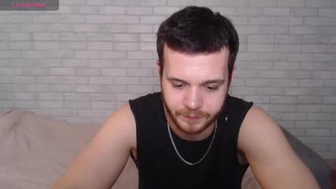 Snapshot of electric_smile chatting on 02-08-26, 05:05 Alex online show from 02-08-26, 05:05