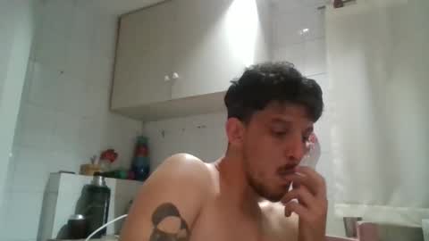 Snapshot of electrodreams chatting on 10-24-25, 10:17 electrodreams online show from 10-24-25, 10:17