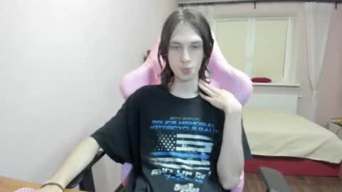 Snapshot of eleganc3 chatting on 09-26-25, 09:41 eleganc3 online show from 09-26-25, 09:41