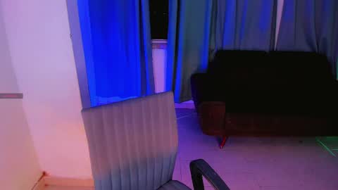Snapshot of eleih chatting on 05-13-26, 02:09 eleih online show from 05-13-26, 02:09
