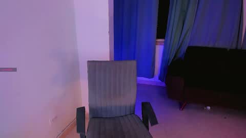 Snapshot of eleih chatting on 05-18-26, 02:18 eleih online show from 05-18-26, 02:18