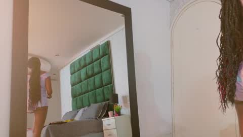 elektradoll1 online show from 05-15-26, 11:28