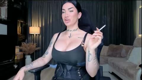 Snapshot of elektravelvet chatting on 05-11-26, 07:14 ElektraSheDemon online show from 05-11-26, 07:14