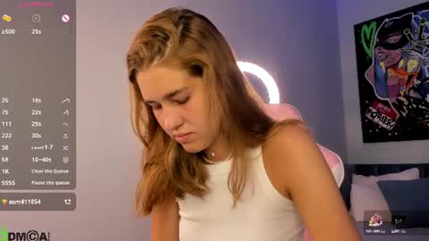 Snapshot of elena_grace chatting on 06-10-26, 10:08 Jenny online show from 06-10-26, 10:08