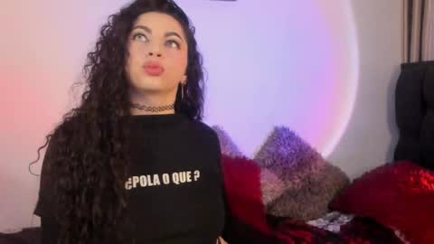 Elena  online show from 12-17-25, 03:23