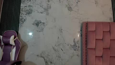 Snapshot of elena_wolff chatting on 12-16-25, 11:59 elena_wolff online show from 12-16-25, 11:59