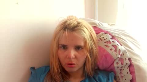 Elena online show from 03-19-26, 01:59