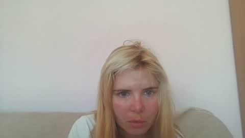 Elena online show from 06-22-26, 08:11