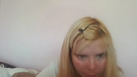 Elena online show from 06-25-26, 08:19