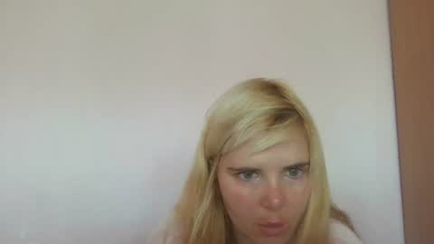 Elena online show from 06-27-26, 12:22
