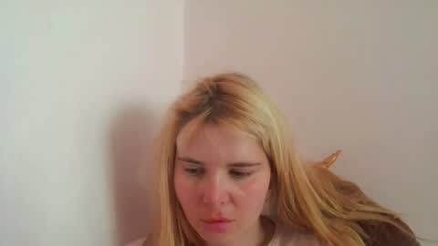 Elena online show from 07-19-26, 10:08