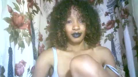 elenah013 online show from 11-01-25, 06:37
