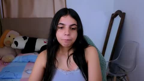 Snapshot of elenna_hotx chatting on 10-22-25, 07:57 agnes online show from 10-22-25, 07:57