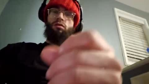 Snapshot of elephant_titus chatting on 01-09-26, 07:33 elephant_titus online show from 01-09-26, 07:33