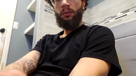 Snapshot of elephant_titus chatting on 02-15-26, 07:38 elephant_titus online show from 02-15-26, 07:38