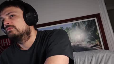 Snapshot of elephantrunkman chatting on 11-11-25, 06:35 elephantrunkman online show from 11-11-25, 06:35