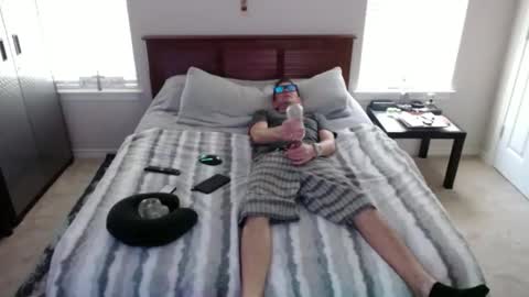 Snapshot of elevatetlb chatting on 10-03-25, 07:11 Walker online show from 10-03-25, 07:11